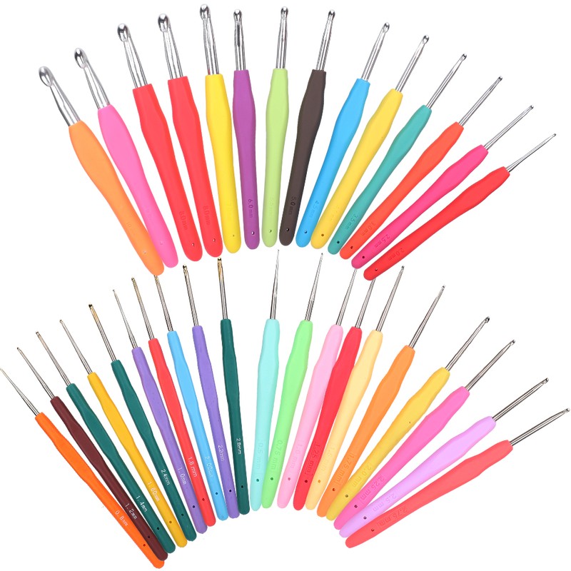 33Pcs Crochet Hook Set Aluminum Crochet Needle TPR Soft Handle