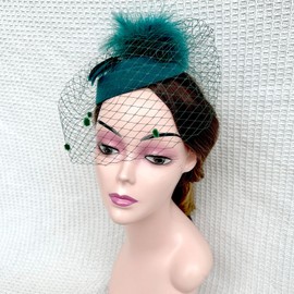 Fascinator Hats 20s 50s Derby Hat Pillbox for Women Tea Party Cocktail Hat with Feather mesh Veil for Wedding Church (US, Alpha, One Size, Green)