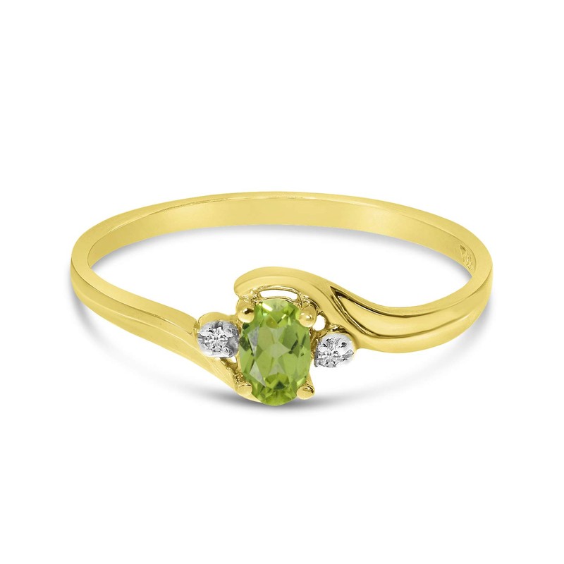 14k Yellow Gold Oval Peridot And Diamond Ring (Size 7.5)