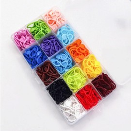 Jindizi Crochet Stitch Markers, 300 Pcs Crochet Stitch Needle Clip Knitting Plastic Locking Stitch Needle Clip Counter with Clear Storage Case for DIY Handicraft Place Buckle Marker 15 Colors