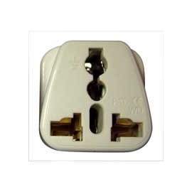 Adaptor Italian Plug 220 V AC - Universal Socket Foreign Blister Packaging