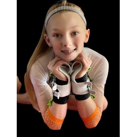 LEVIERO Gymnastics Grips Set, Grips for Gymnastics Girls, Dowel Grips with Soft Leather, Double Buckle Wrist Closure, and Adjustable Finger Holes, for All Ages - (White, 00)