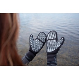 ZONE3 Thermo -Tech Swim Mittens Deigned to Provide Warmth, Perfect For Outdoor Winter Activities/Swimming, Unisex Swim Gloves