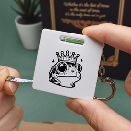 Azeeda 'Frog Prince' Keyring Tape Measure/Spirit Level Tool (KM00040657)