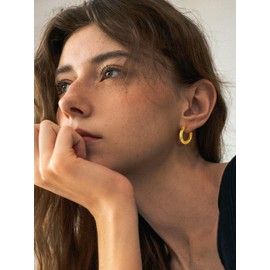 Gold Hoop Earring 30MM Diameter Round Loop Ear Rings Allergy Free Lightweight Unisex Gift For Boyfriend 18K Gold Plated Stainless Steel Jewellery For Women Men Girls Minimalist Circle Basic Earring