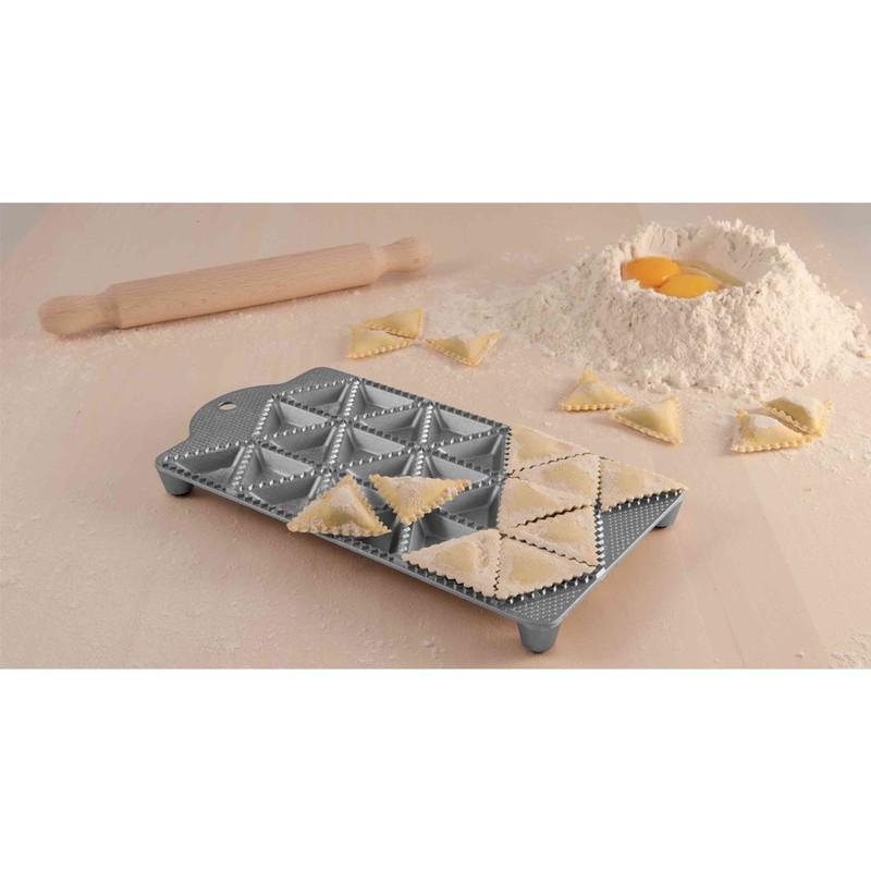 Eppicotispai 24 Triangle Holes Aluminium Maker with Rolling Pin