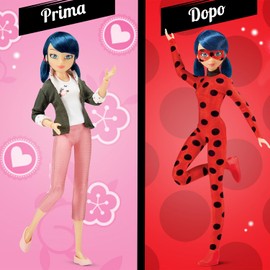 BANDAI - Miraculous - Bambole Marinette e Ladybug - Bambola da 26 cm e due outfit - Giocattolo Miraculous - Bambola articolata - Licenza ufficiale - Giocattolo per bambini di 4 anni e più - P50355