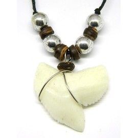 Bali REPLICA TOOTH NECKLACE SURF SURFER STYLE NECKLACE FANCY DRESS NOVELTY