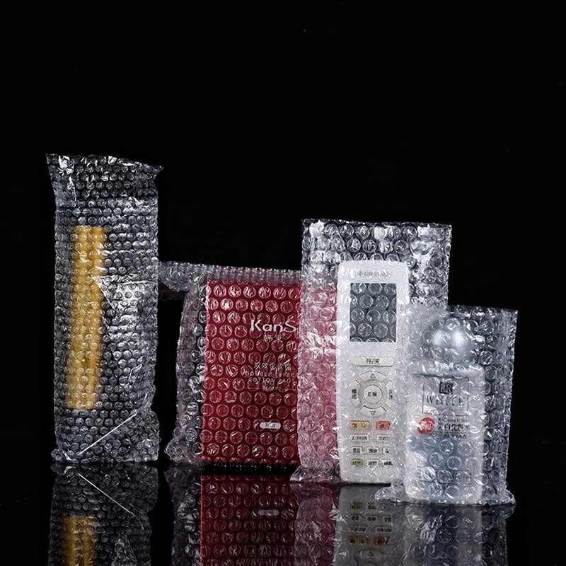 LAISIZHU エアパッキン 平袋 10枚入 横25cm×縦30cm エアキャップ袋 梱包 エアーパック 袋タイプ 透明