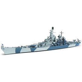 TAMIYA 300031616 WL US War Military Kit 1: 700 Battleship Iowa Bb 61