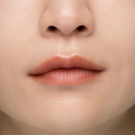 OSAJI Nuance Lip Border Liner, "Lip Liner to Beautify the Color and Shape of Your Lips" (04 Anobashode in That Place)