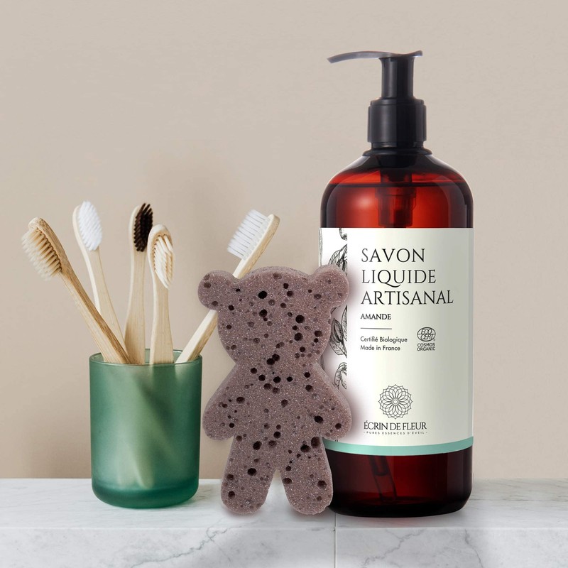 ÉCRIN DE FLEUR Organic liquid soap almond, minimal ingredients and