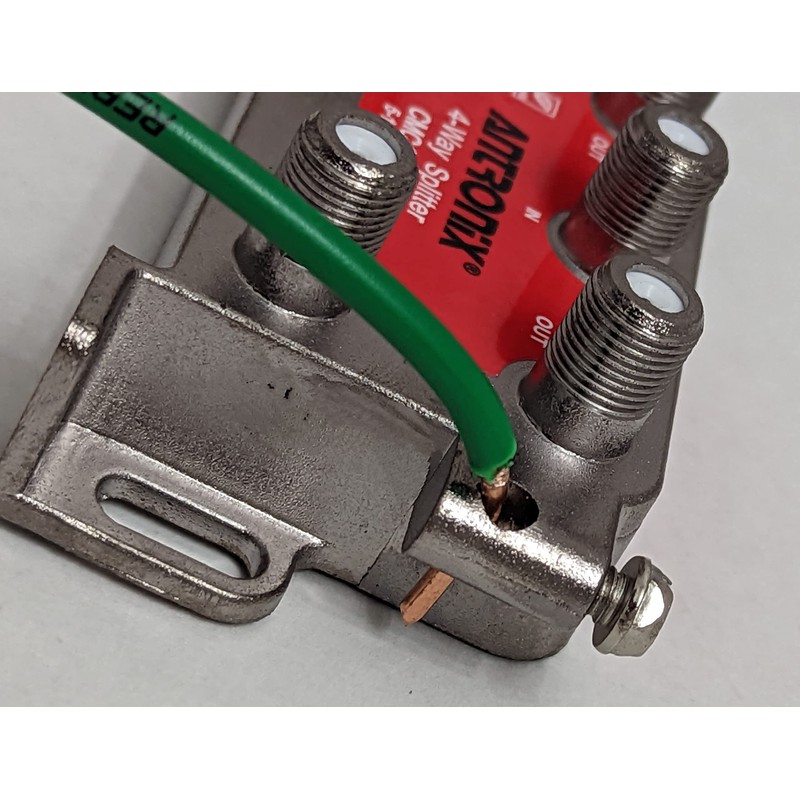 Antronix CMC4004U 4-Way Vertical Splitter, 1.218 GHz High Performance for