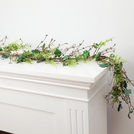 6.6 FT Shamrock Wreath St. Patrick's Day Wreath Lucky Green Shamrock and Berry Garland Green Clover Artificial St Patrick's Day Wreath for Front Door Arch Wall Entryway Mantel St Patrick's Day Decor