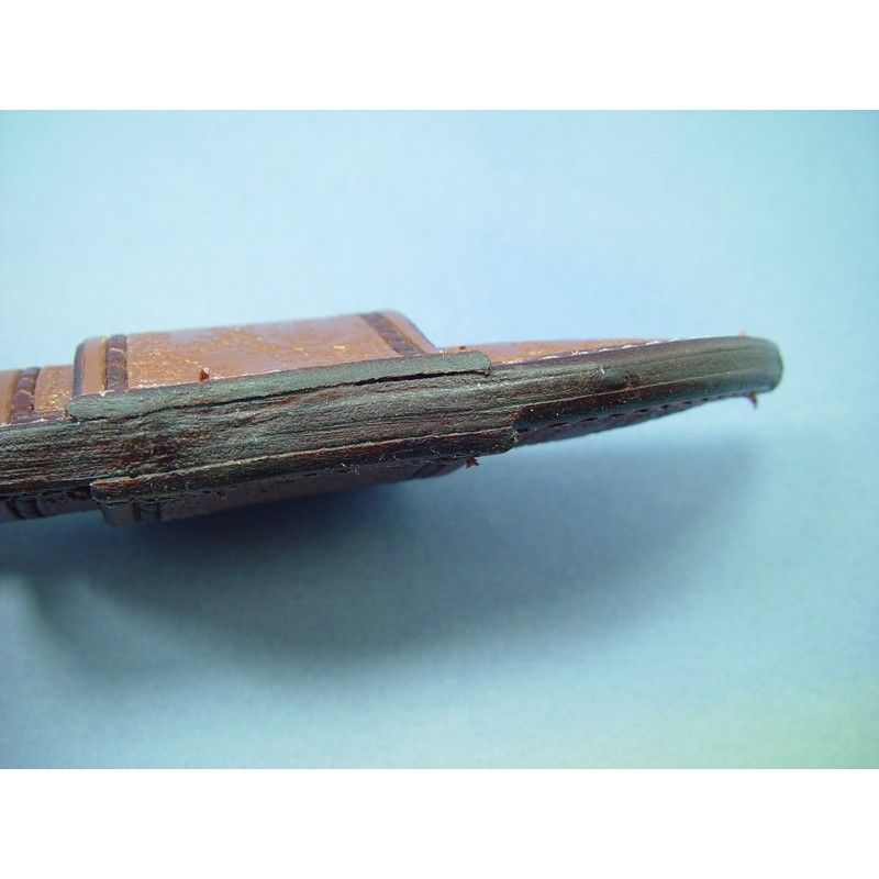 Cross draw knife sheath for the buck 103 knife.