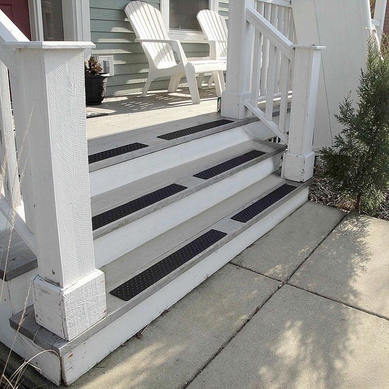 HandiTreads Non Slip Aluminum Stair Tread, Powder Coated Black, 3.75"