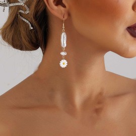 Inilbran Boho Daisy Earrings Gold Baroque Pearl Earrings Vintage Flower Daisy Drop Earrings Tiny Sunflower Dangle Earrings Jewellery for Women and Teenagers Girls, Zinc, No Gemstone