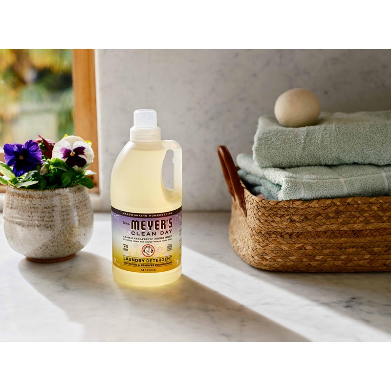 MRS. MEYER'S CLEAN DAY Liquid Laundry Detergent, Infused with Essential