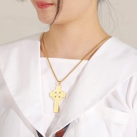 EUEAVAN Viking Celtic Cross Necklace Irish Prayer Pendant Crucifix Religious Choker Jesus Amulet Nordic Jewelry Men Women Gifts Souvenirs (gold)