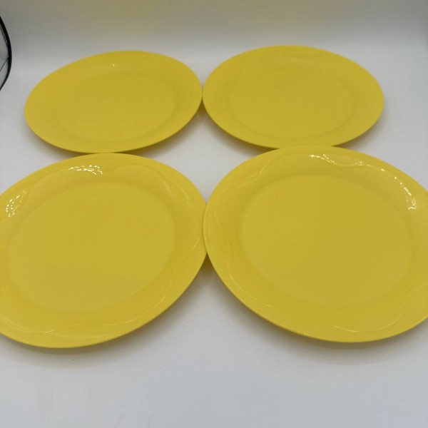 Tupperware Microwave Reheatable Open House Plates 8” Yellow/New