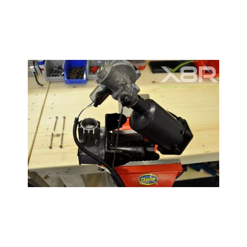 X8R LAND ROVER LR3 / DISCOVERY 3 HITACHI AIR COMPRESSOR