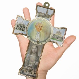 Needzo Catholic Pope Francis Full Color Wooden Hanging Cross with Gold Tone Accents, Unique Catholic Religious Home Decor for Men and Women, 8.75 x 5.25 Inches