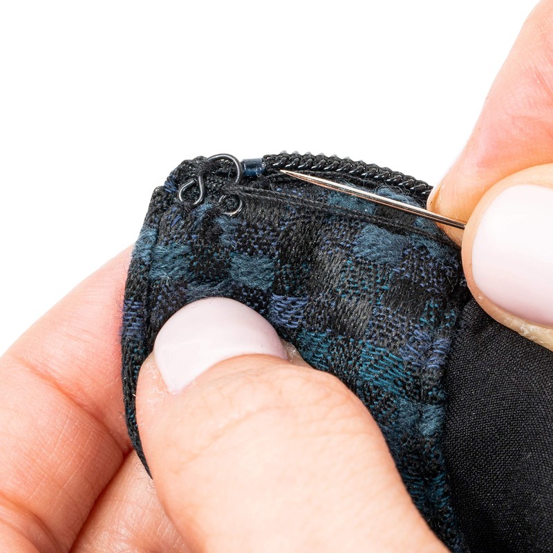 SINGER 07400 Fastener Variety-Pack in Stackable Screw Top Container -