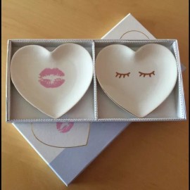 twelveNYC Set of 2 Porcelain Ceramic Heart Shaped Jewelry Trays