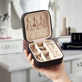 ZPROW Travel Jewelry Case, Mini Portable Jewelry Travel Boxes, Small Jewelry Organizer for Rings, Earrings, Pendants, Watches, Necklaces, Lipsticks