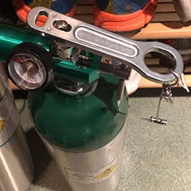 Healvaluefit 2 Pack Metal Oxygen Cylinder Wrench for CGA-870 Valves - Oxygen Key with Wire Cable