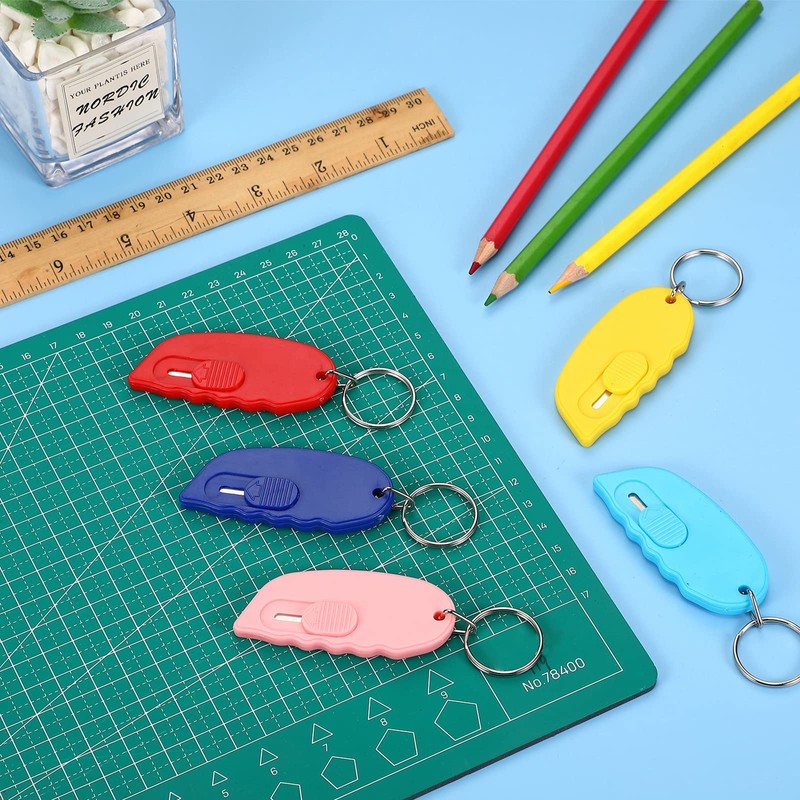 Minatee 12 Pack Mini Box Cutter Portable Mini Keychain Box