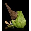 Figuren Shop GmbH Pixie Leprechaun Fantasy Figure - Frog Cuddling