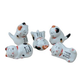 BESPORTBLE 5 Pieces Chopsticks Holder Ceramic Happy Cat Figurine Statue Ornament Chopsticks Holder Tablespoon Fork Stand for Home Restaurant Birthday Easter Party Table Decoration