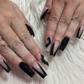 YoYoee Long Full Cover Nails Tips Luxury Black False Nails Square Press on Nails French Fake Nails for Women and Girls 24PCS