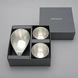 Nousaku Sake Set (1 go katakuchi × 1, guinomi × 2)