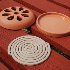Zero In Citronella Terracotta Burner & Coil - 6-Pack, Repels Mosquitoes, Natural, For Gardens and Patio Areas