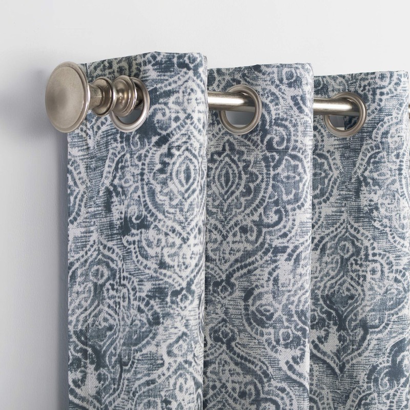 No. 918 Kenji Medallion Draft Shield Fleece Insulated Energy Efficient