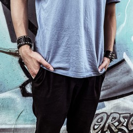 Milakoo Unisex Black Metal Spike Riveter Punk Rock Biker Wide Strap Leather Bracelet Necklace Bracelet Adjustable, Base Metal