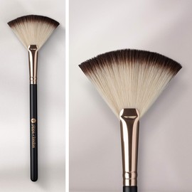 Pippa of London Studio FX Fan Highlighter and Contour Brush 786 - Cruelty Free Make Up Brush