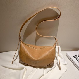 HUA ANGEL Elegant Handbag Women's Small Half Moon Bag with Adjustable Shoulder Strap Festival Bag for Women and Teenage Girls Crossbody Bag Women for University, Sports, Travel, Green