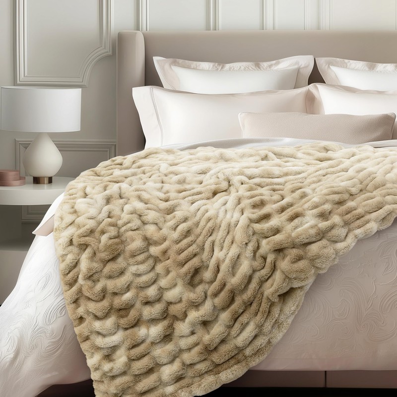 blunique Luxury Faux Rabbit Fur Throw Blanket 50x60, Ultra Soft