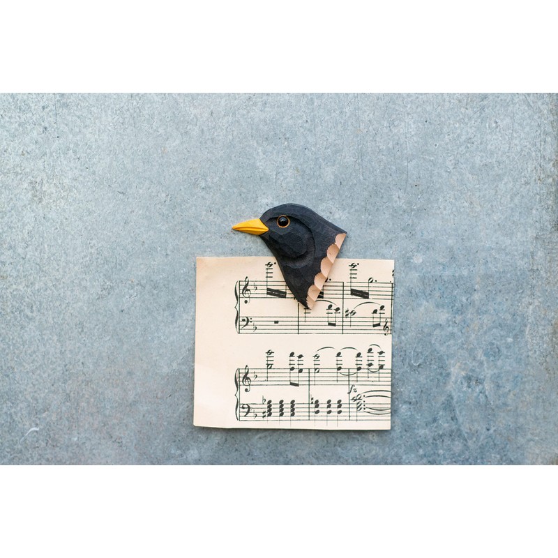 Wildlife Garden - Magnet Blackbird (WG4921) - Hand Carved