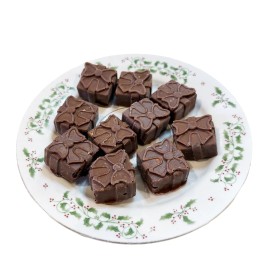 FixtureDisplays 10-PIECE 3 OZ CHOCOLATE GOURMET HOMEMADE SNACK WITH NUTS GIFTBOX SHAPE