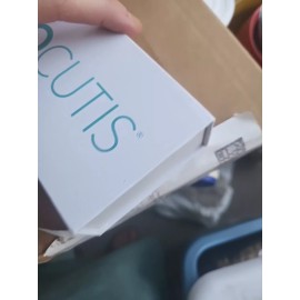 Neocutis Neo CUTIS Stone  FACIAL ROLLER FOR RELAZATION AND SKIN CARE