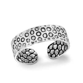 AeraVida Beach Elegance Dot Hammered Texture Bohemian .925 Sterling Silver Toe/Pinky Ring