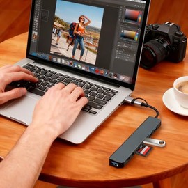 Lector Micro SD USB 3.0, 8 en 1 Docking Station con USB 3.0,USB 2.0, Lector de Tarjetas SD/TF y Conector de Audio de 3.5 mm,para Computadora Portátil,