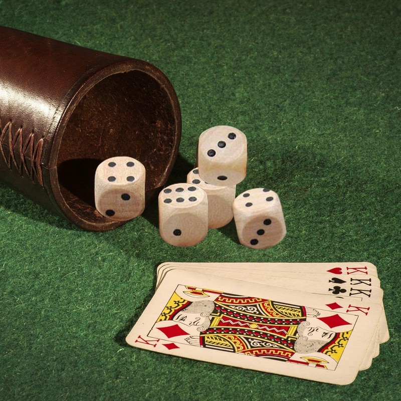 9 Wooden Dice, Gaming Dice, Dice Dice, Gaming Accessories, Lightweight
