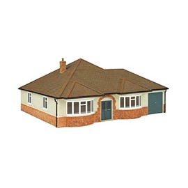 Hornby R7290 Model Bungalow - Avalon