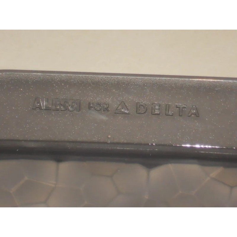 Lot of 8 Delta Airlines Serving Trays ~ Made in