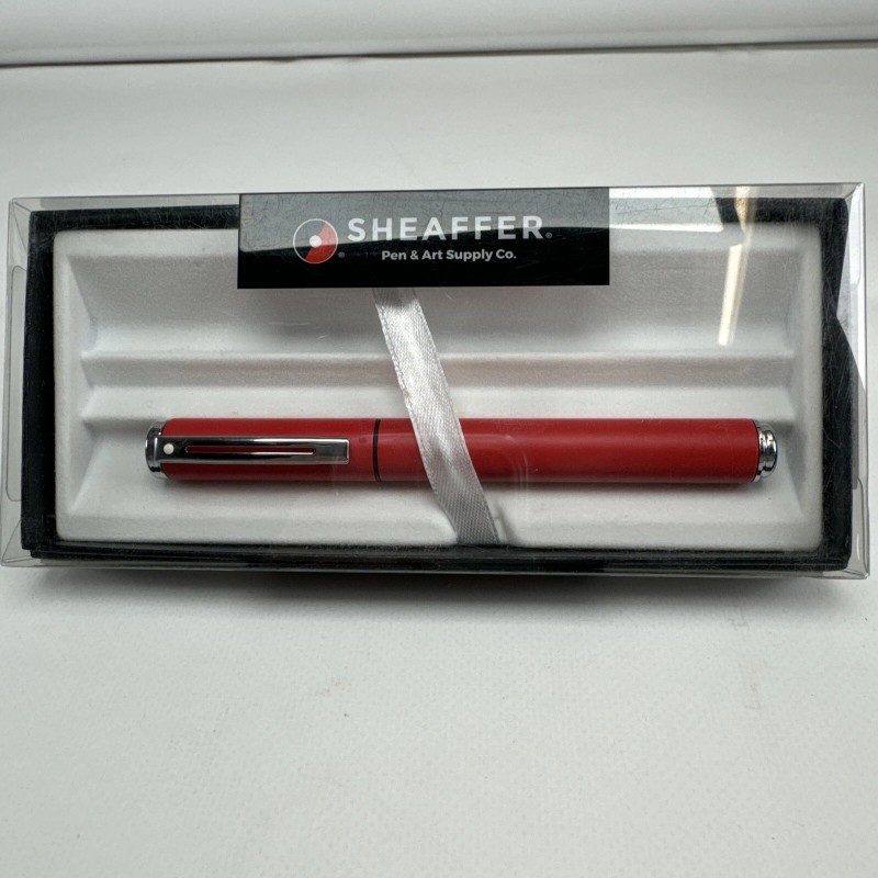 Sheaffer Award Red Fountain Pen Medium Nib Blk Ink W/Giftbox